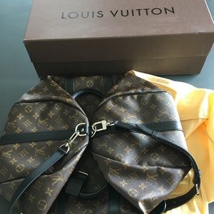 Louis Vuitton KeepAll Bandouliere 45 Duffel Bag